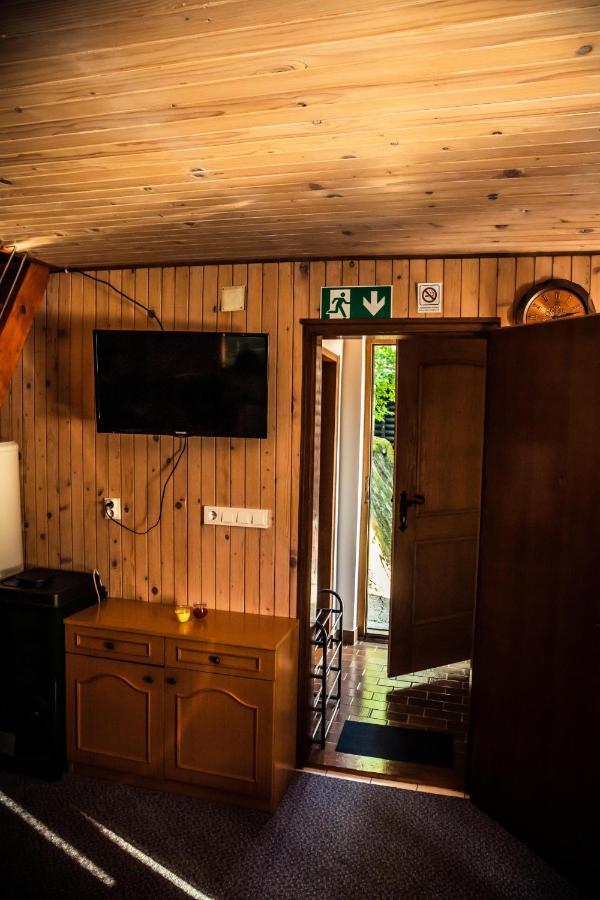 Kuca Za Odmor, Ferienhaus, Holiday Home Rugas Orahovica Eksteriør bilde